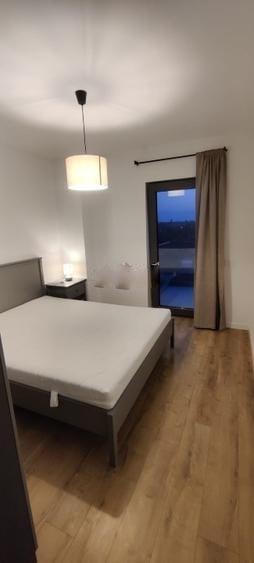 Apartament cu 2 camere decomandat, mobilat în Tei