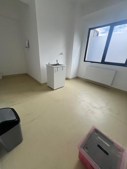 Spațiu comercial, de 160 mp, în Mihai Bravu