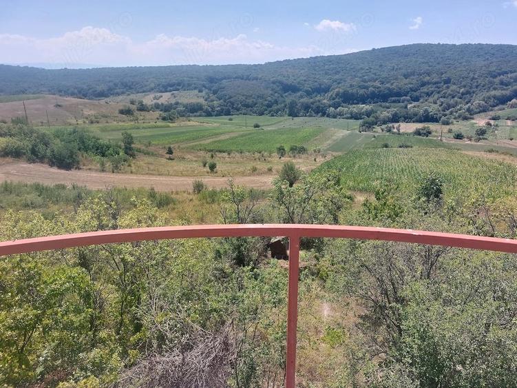 Casă cu 1 camere cu Teren 800 Mp în Almașu Sec
