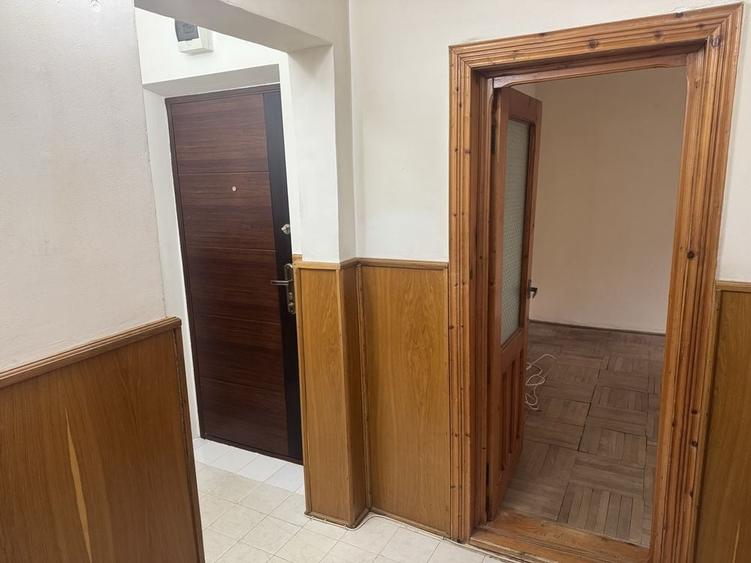 Apartament cu 2 camere decomandat în Sud