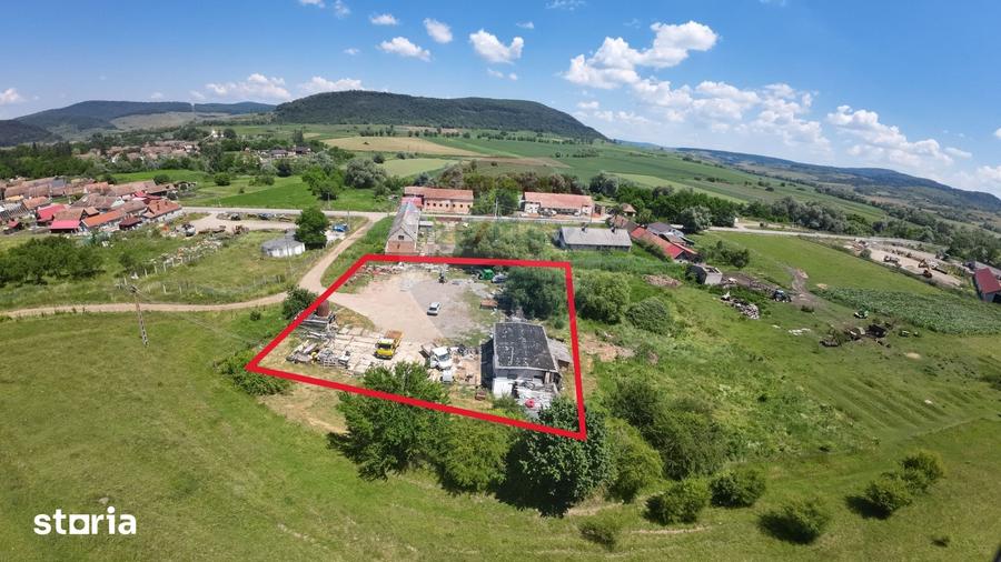 Teren de 2463 mp, în Daneș