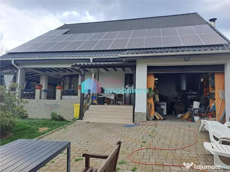 Casă cu 7 camere cu Teren 2000 Mp în Șcheia