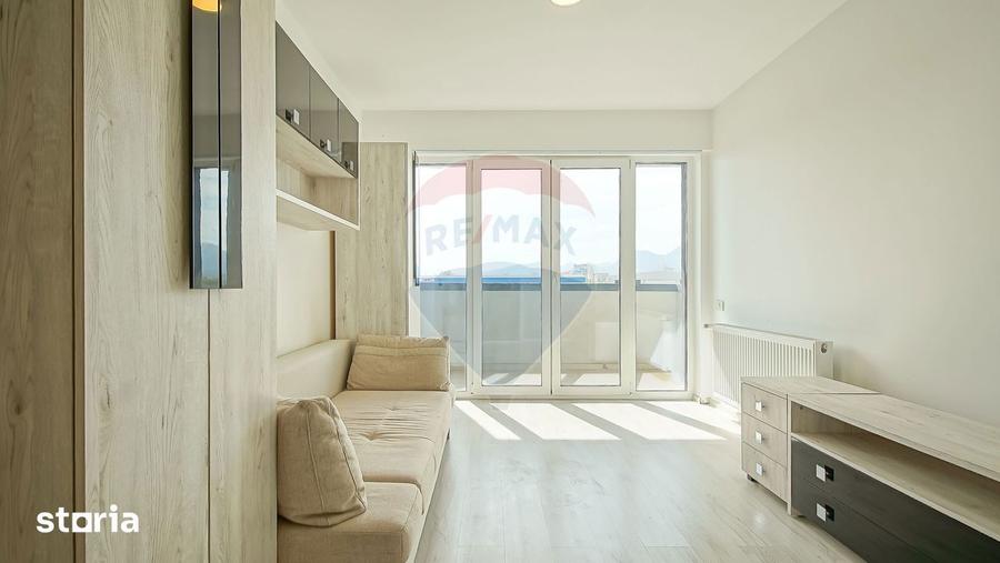 Apartament cu 3 camere în Triaj