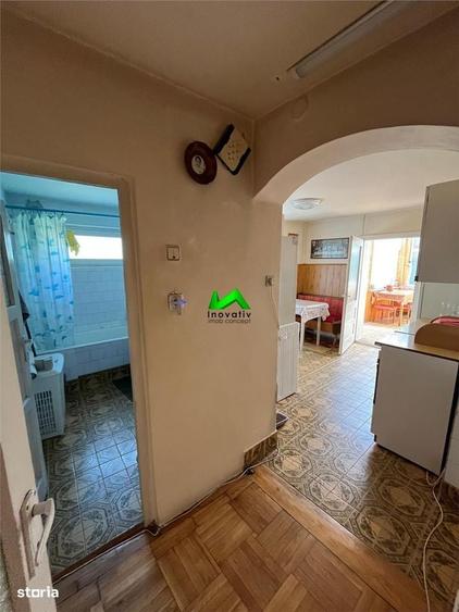 Casă cu 3 camere cu Teren 60 Mp în Lupeni