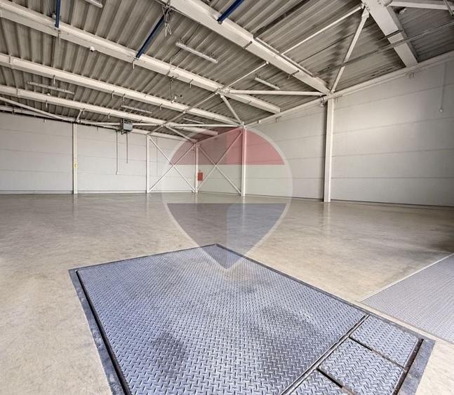 Spațiu industrial, de 1,142 mp, în Nord-Vest