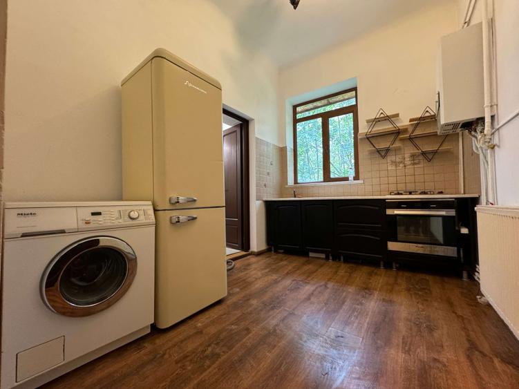 Apartament cu 2 camere decomandat în Copou