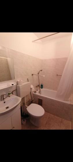 INCHIRIEZ garsoniera, zona Calea Aradului, str Dej - 5
