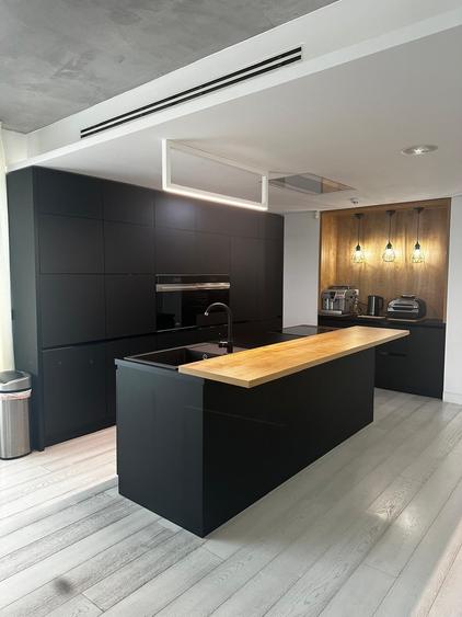 Penthouse cu 5 camere decomandat în Herăstrău