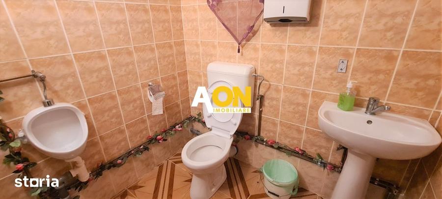Casă cu 10 camere decomandat cu Teren 1000 Mp în Central