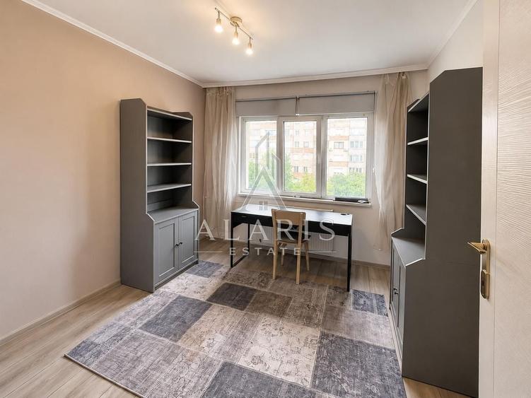 Apartament cu 3 camere semidecomandat, mobilat în Circumvalațiunii