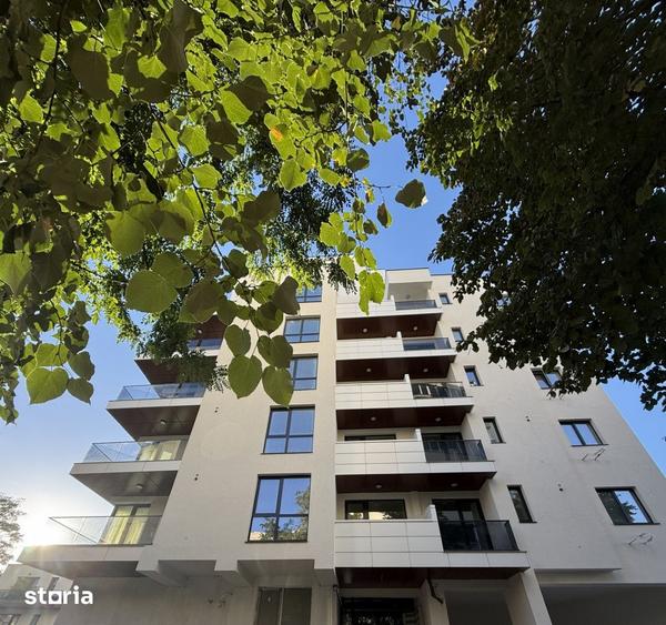 Apartament cu 3 camere decomandat în Ștefan cel Mare