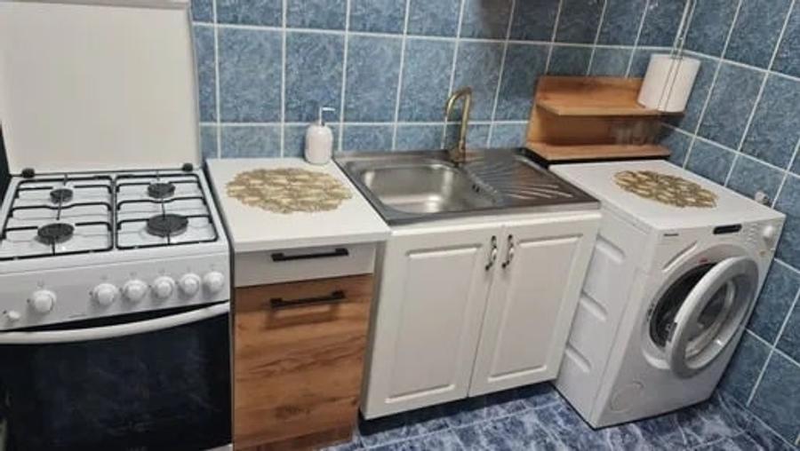 Apartament cu 2 camere decomandat, mobilat în Zimbru