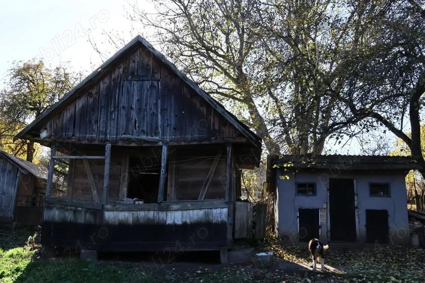 Casă cu 2 camere în Oroiu