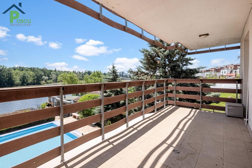 Apartament cu 3 camere decomandat în Snagov