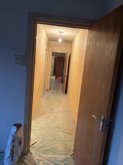 Apartament cu 3 camere semidecomandat în Militari