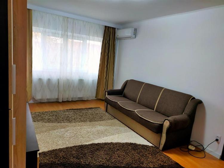 Apartament cu 2 camere semidecomandat, mobilat în Iancului