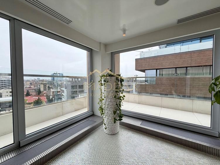 Penthouse cu 4 camere decomandat, mobilat în Floreasca