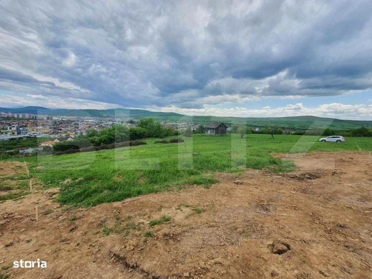 Teren intravilan, 1000mp, Aleea Trifoiului - 3