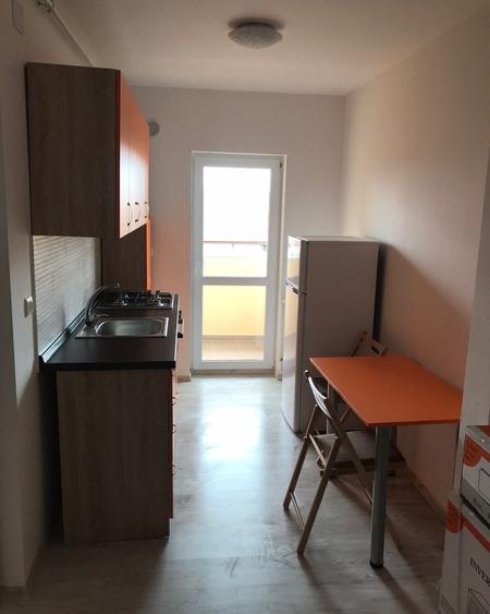Apartament cu 2 camere decomandat în Aradului
