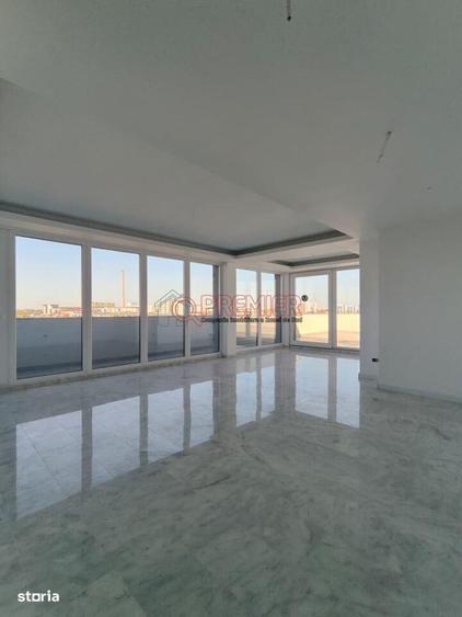 Apartament cu 4 camere în Metalurgiei