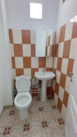 Apartament cu 3 camere decomandat în Centru Civic