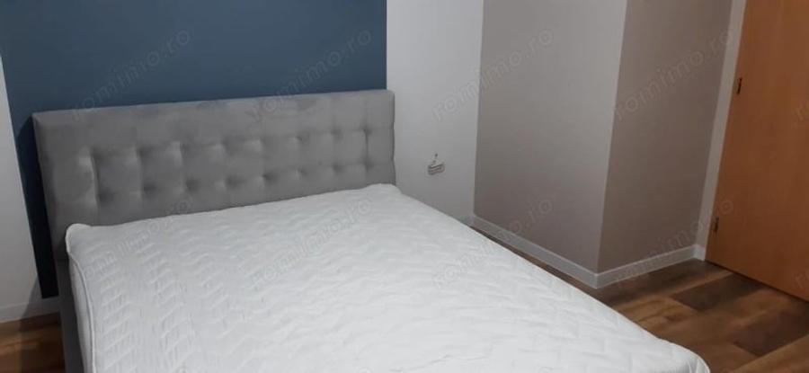 Apartament cu 2 camere decomandat în Lipovei