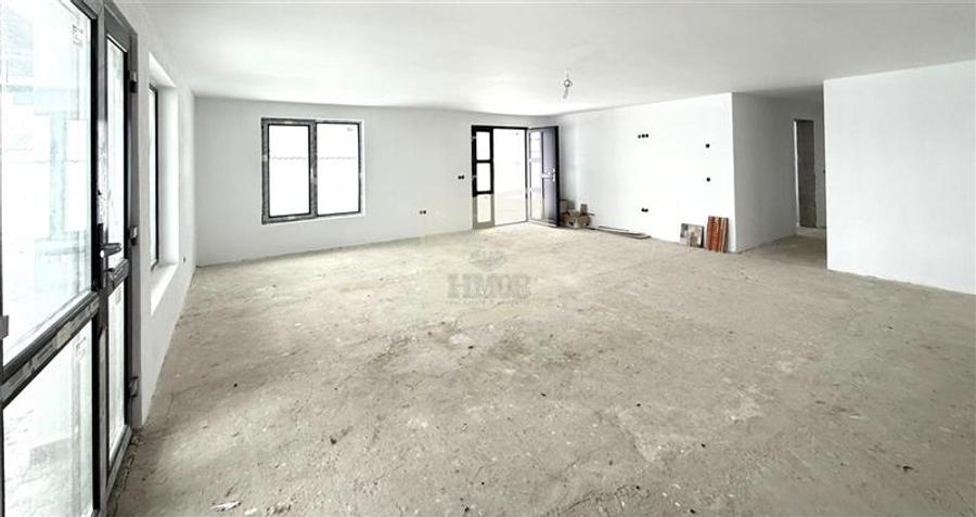 Casă individuală cu 4 camere cu Teren 500 Mp în Exterior Vest