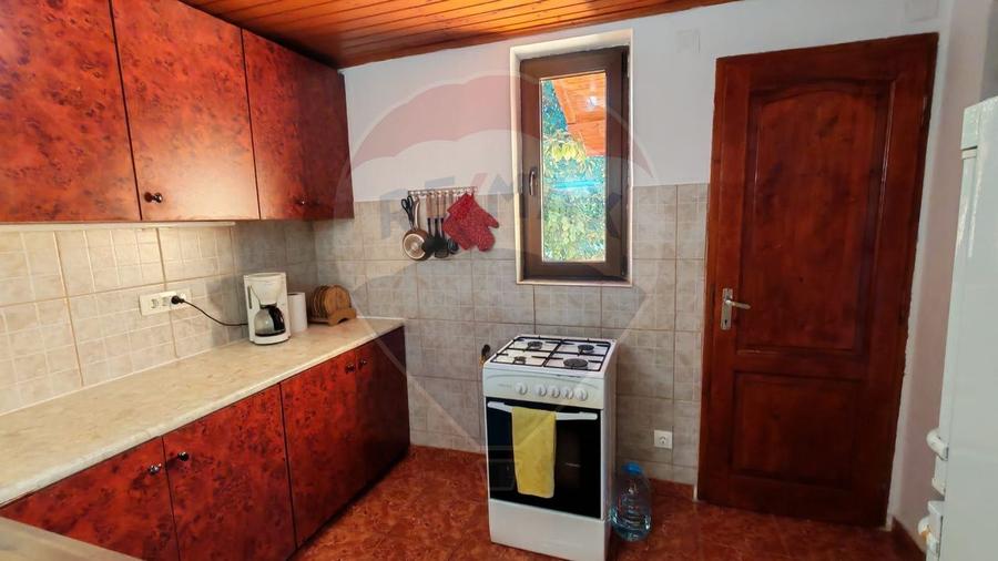 Casă individuală cu 4 camere cu Teren 1294 Mp în Snagov