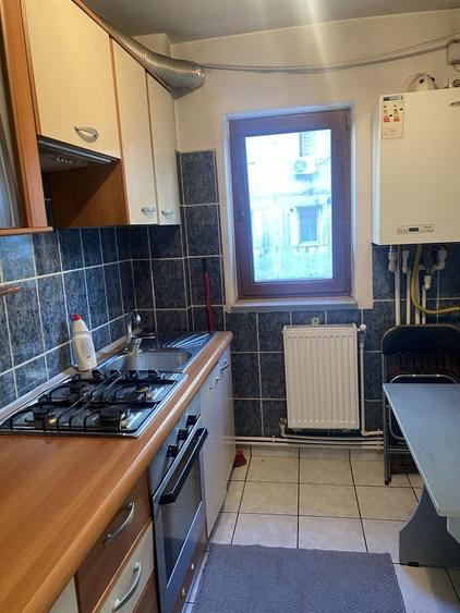 Apartament cu 2 camere semidecomandat în Dacia