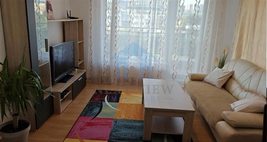 Apartament cu 3 camere decomandat în Zorilor