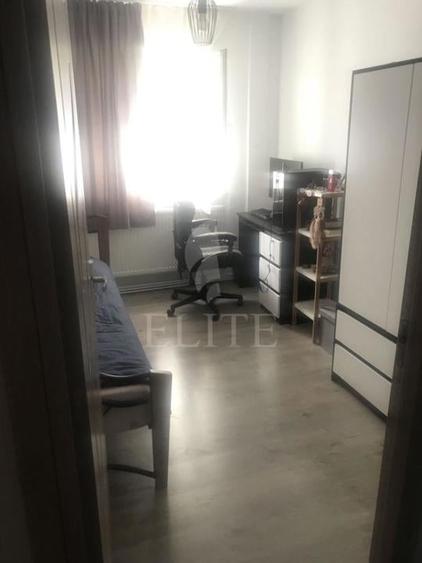 Apartament cu 3 camere semidecomandat în Gheorgheni