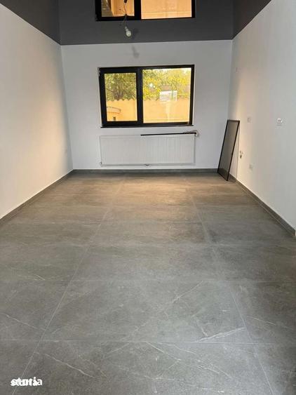 Casă cu 3 camere cu Teren 230 Mp în Central