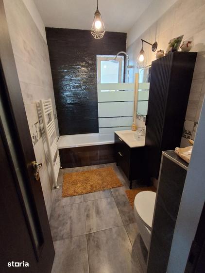 Apartament cu 3 camere în Florești