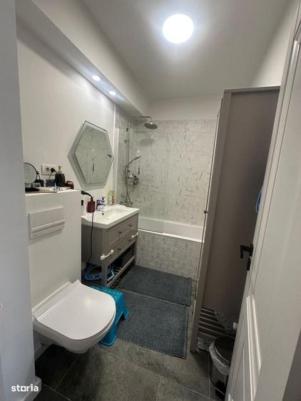 Apartament cu 3 camere în Est