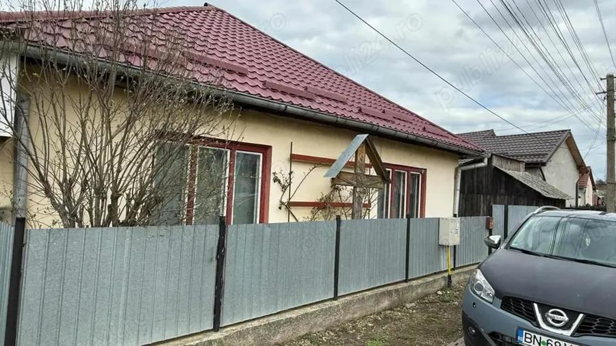 Casă cu 3 camere în Beclean