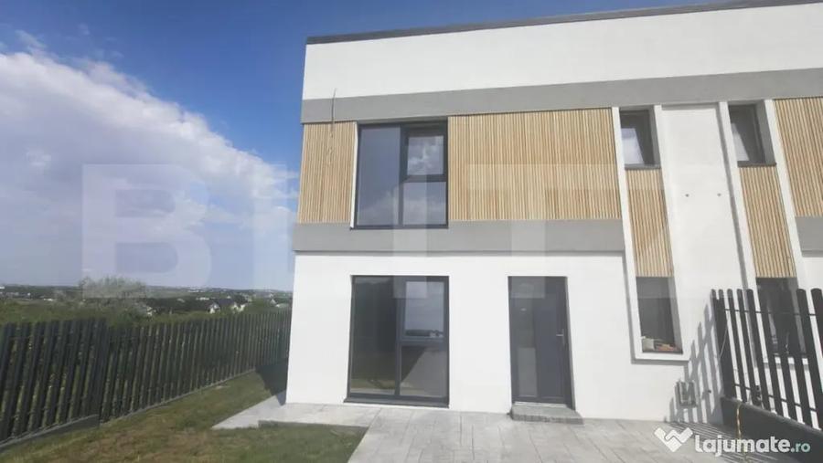 Casă cu 4 camere cu Teren 225 Mp în Bucium