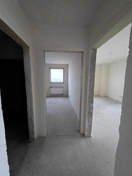 Apartament cu 3 camere nedecomandat în Central