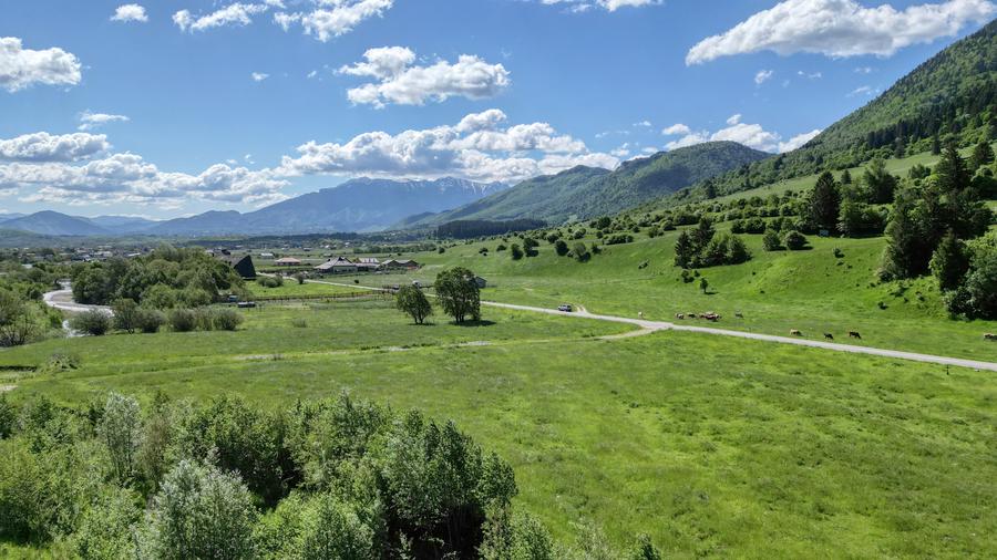 Teren Construcții intravilan de 1269 mp, în Bran