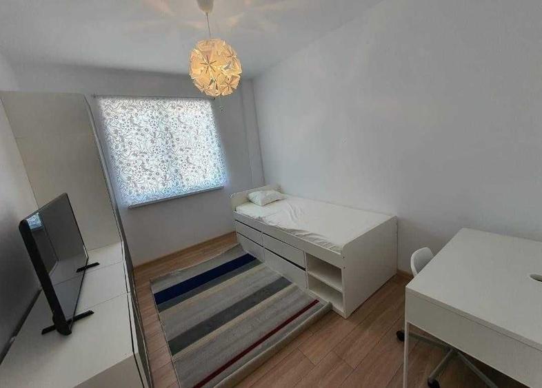 Inchiriez apartament 3 camere - 3