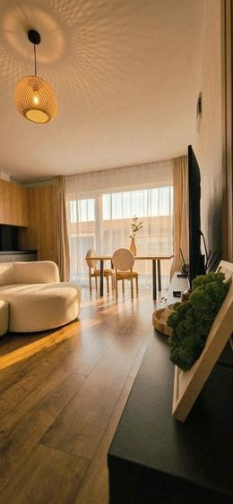 Apartament cu 2 camere semidecomandat în Florești