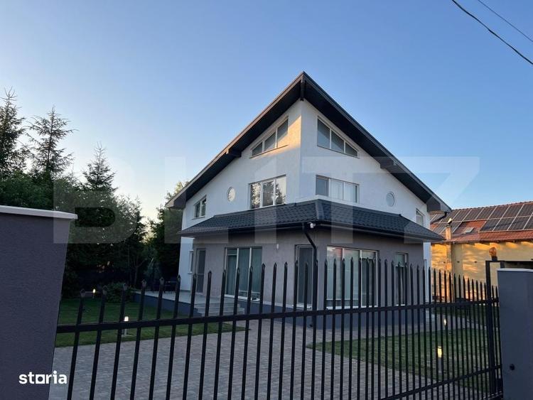 Casă cu 4 camere cu Teren 450 Mp în 7 Noiembrie