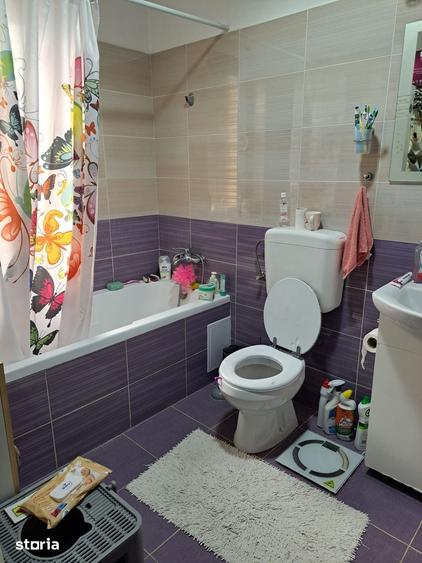 Casă cu 4 camere cu Teren 500 Mp în Central