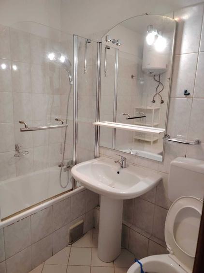Apartament cu 2 camere semidecomandat în Crângași