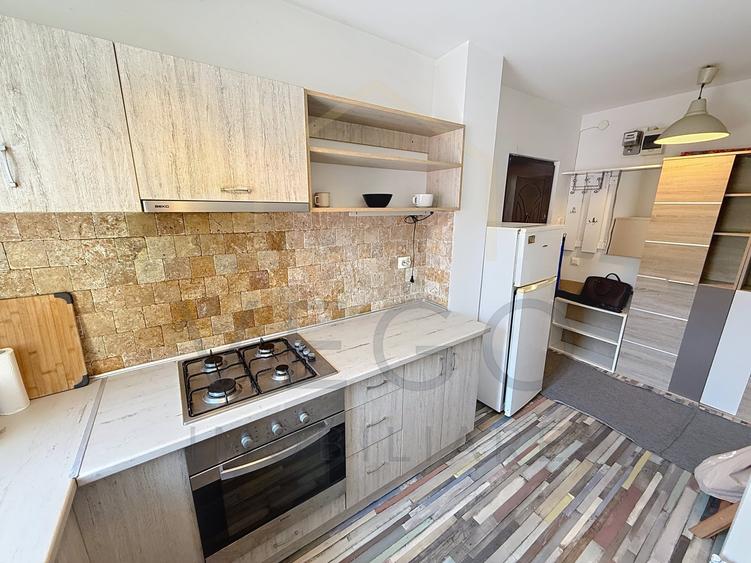 Apartament cu 3 camere semidecomandat, mobilat în Mănăștur