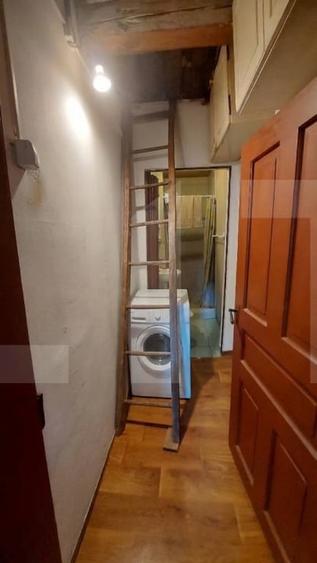 Casă individuală cu 6 camere cu Teren 986 Mp în Moacșa