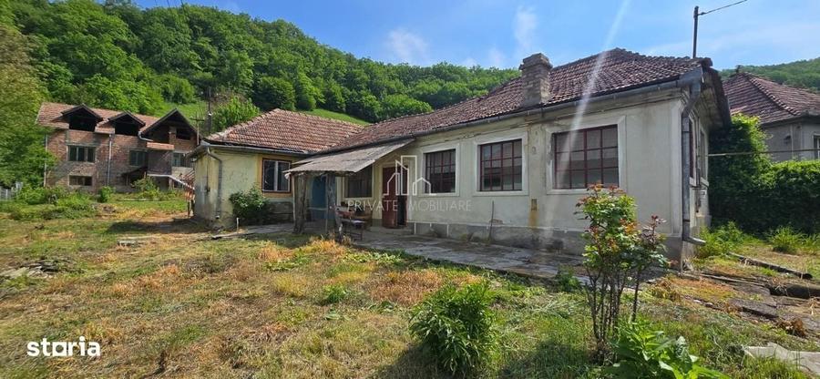 Casă cu 4 camere în Angofa