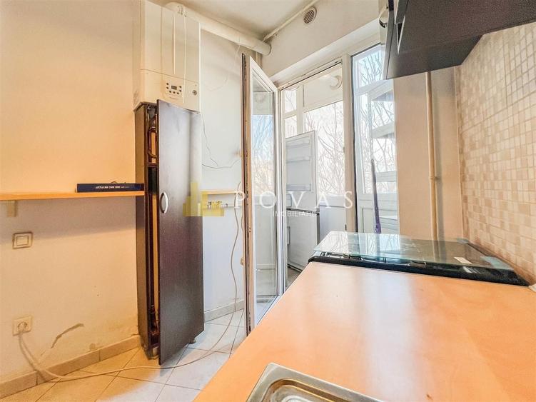 Apartament cu 4 camere decomandat în Universitate