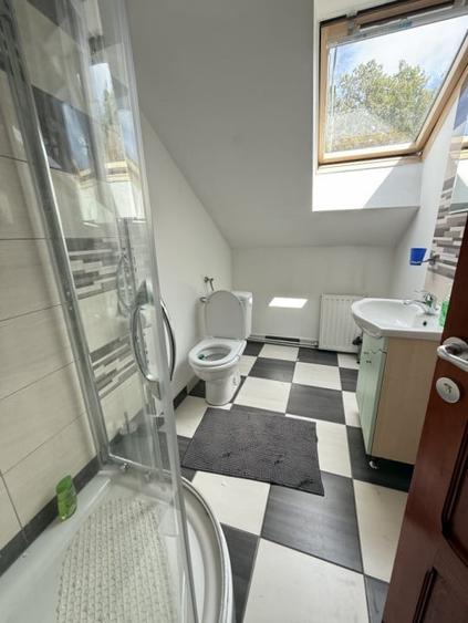 Apartament cu 3 camere decomandat, mobilat în Bălcescu