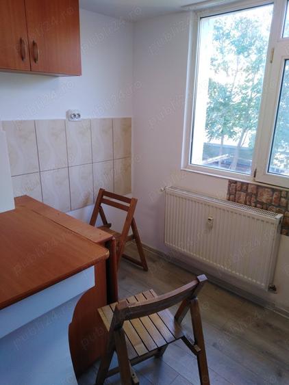 Garsonieră decomandată în Micro 40