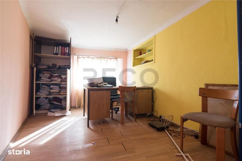 Casă cu 4 camere cu Teren 691 Mp în Central